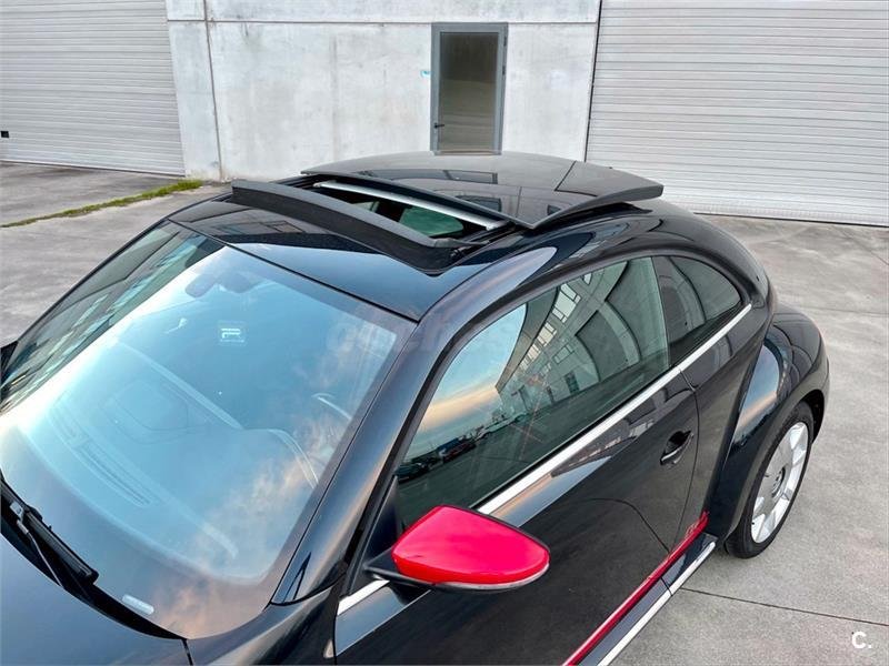 VOLKSWAGEN Beetle Sport 2.0 TDI 150CV BMT 3p.