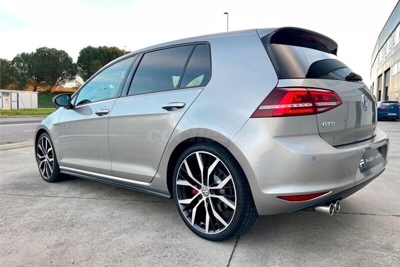 VOLKSWAGEN Golf GTD 2.0 TDI 184cv DSG BMT 5p.