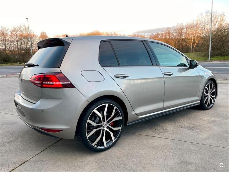 VOLKSWAGEN Golf GTD 2.0 TDI 184cv DSG BMT 5p.