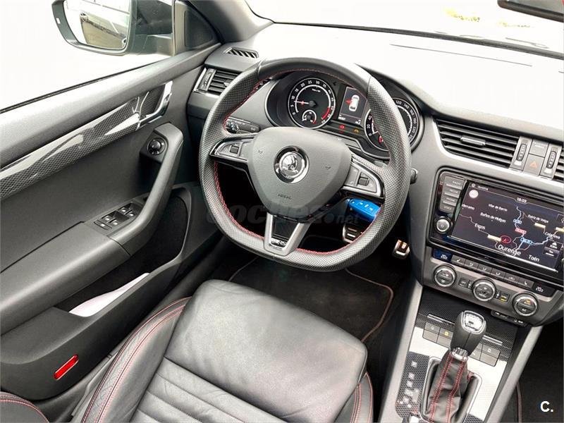 SKODA Octavia RS COMBI TDI DSG 184CV