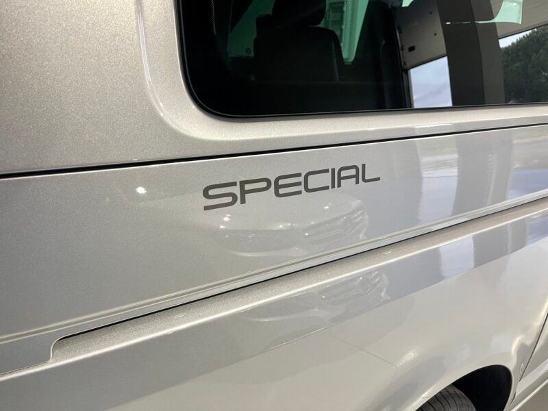 VOLKSWAGEN MULTIVAN 5.1 2.0TDI SPECIAL