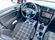 VOLKSWAGEN Golf GTI PERFORMANCE