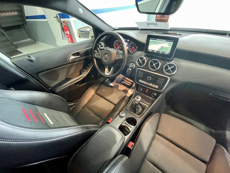 MERCEDES-BENZ Clase A 180