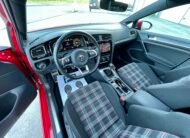 VOLKSWAGEN Golf GTI PERFORMANCE