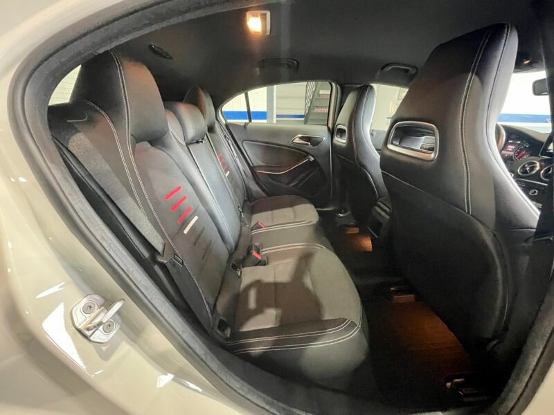 MERCEDES-BENZ Clase A 180