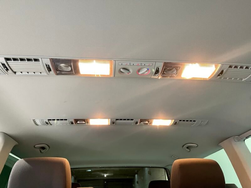 VOLKSWAGEN MULTIVAN 5.1 2.0TDI SPECIAL