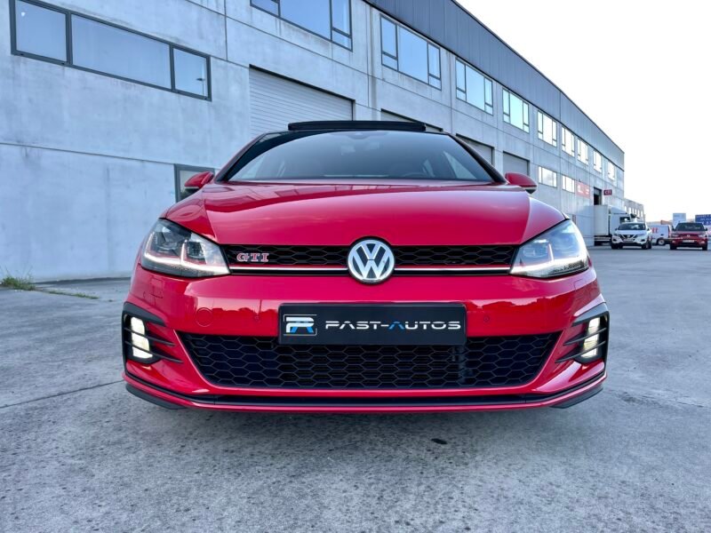 VOLKSWAGEN Golf GTI PERFORMANCE