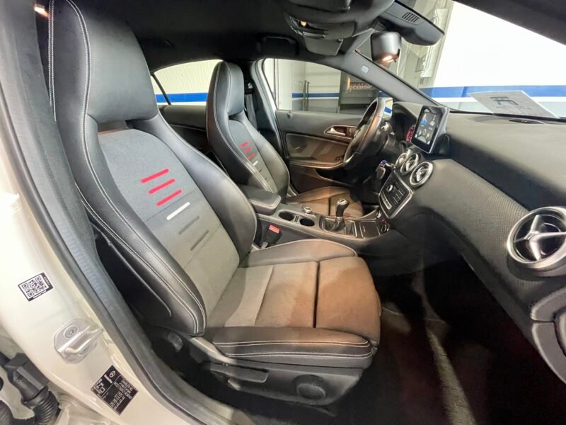 MERCEDES-BENZ Clase A 180