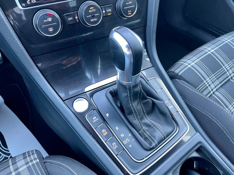 VOLKSWAGEN Golf GTD 2.0 TDI 184cv DSG BMT 5p.