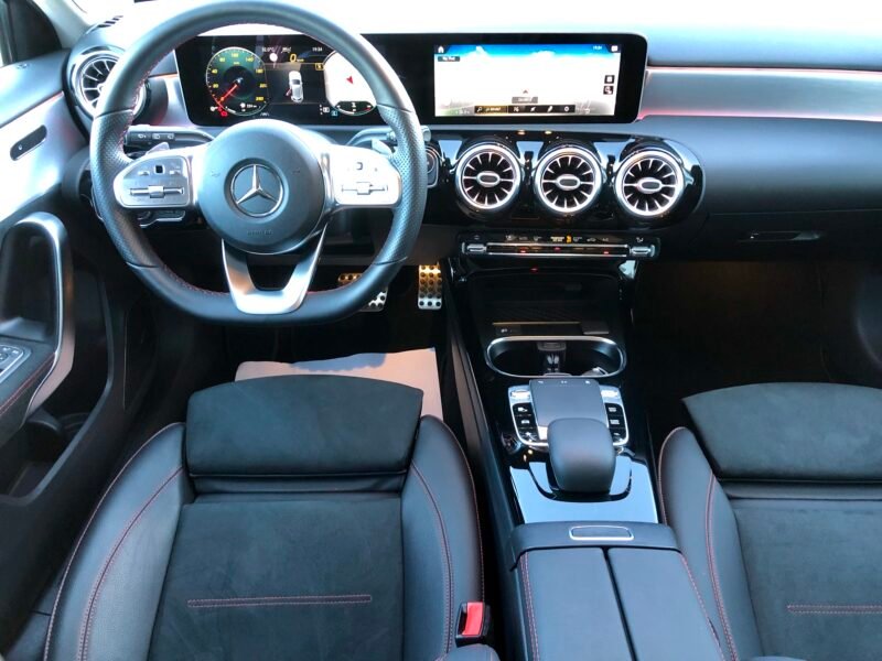 MERCEDES-BENZ Clase A 220d amg