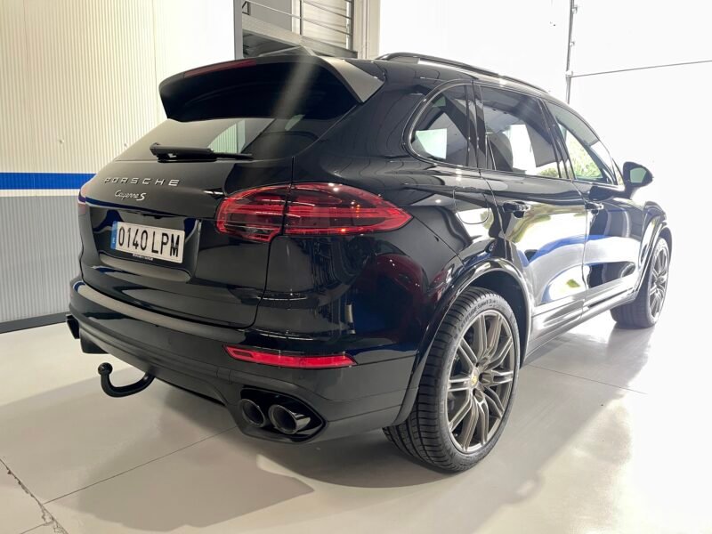 PORSCHE Cayenne S Platinium Edition
