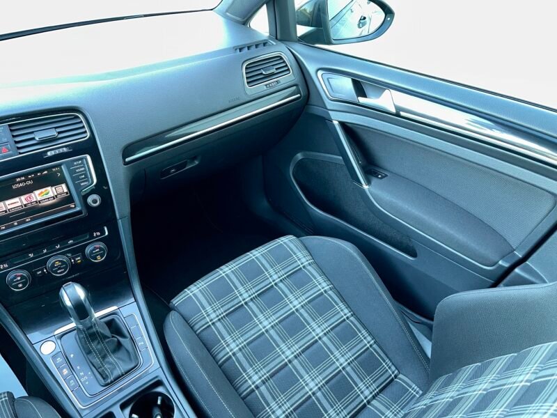 VOLKSWAGEN Golf GTD 2.0 TDI 184cv DSG BMT 5p.