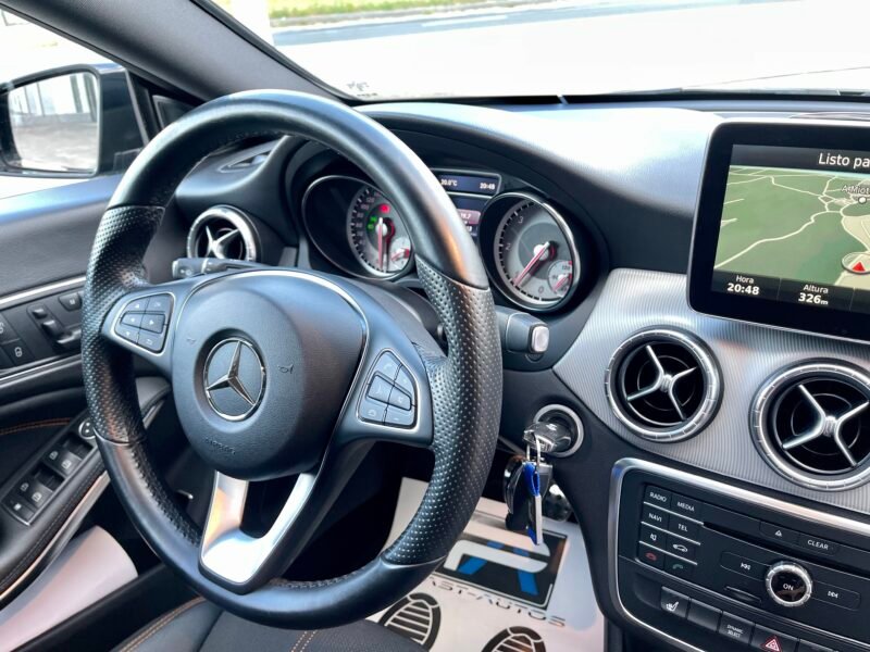 MERCEDES-BENZ CLASE CLA SHOTTING BRAKE 220D