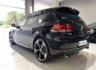VOLKSWAGEN Golf GTI 35 ANIVERSARIO