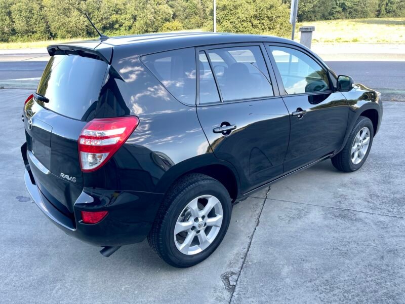 TOYOTA RAV4 D4d ADVANCE 4X4