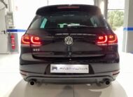 VOLKSWAGEN Golf GTI 35 ANIVERSARIO
