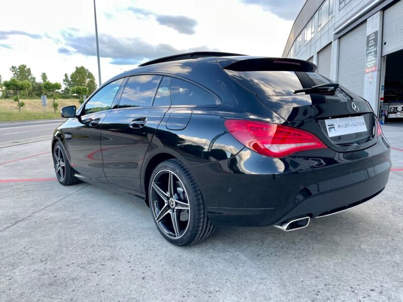 MERCEDES-BENZ CLASE CLA SHOTTING BRAKE 220D