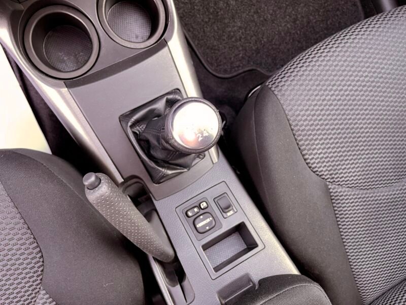 TOYOTA RAV4 D4d ADVANCE 4X4