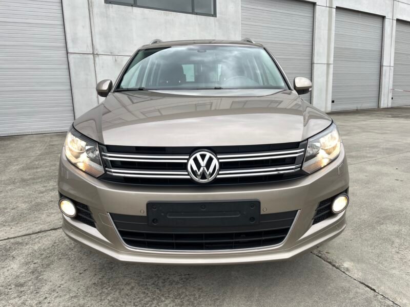 VOLKSWAGEN TIGUAN 2.0 tdi R-Line-Cup 4Motion