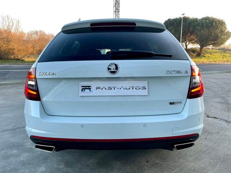 SKODA Octavia combi v-RS 2.0 TDI DSG V-RS