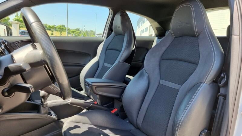 AUDI A1 2.0 TDI DPF 3p. S-line