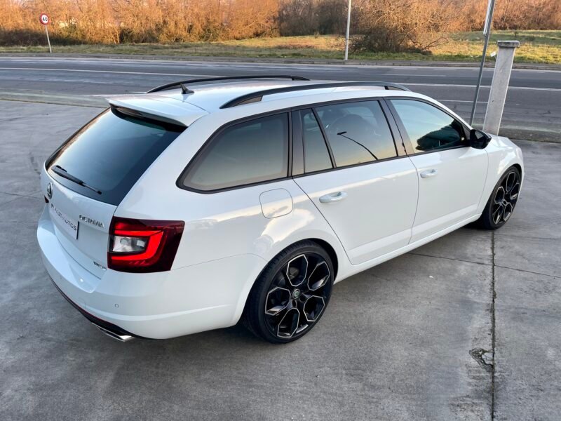 SKODA Octavia combi v-RS 2.0 TDI DSG V-RS