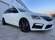 SKODA Octavia combi v-RS 2.0 TDI DSG V-RS