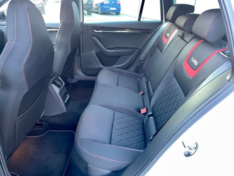 SKODA Octavia combi v-RS 2.0 TDI DSG V-RS