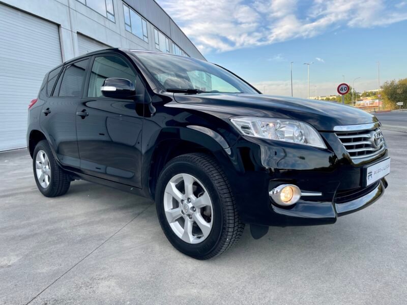 TOYOTA RAV4 2.2 D4-d ADVANCE