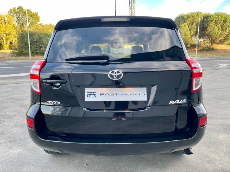 TOYOTA RAV4 2.2 D4-d ADVANCE