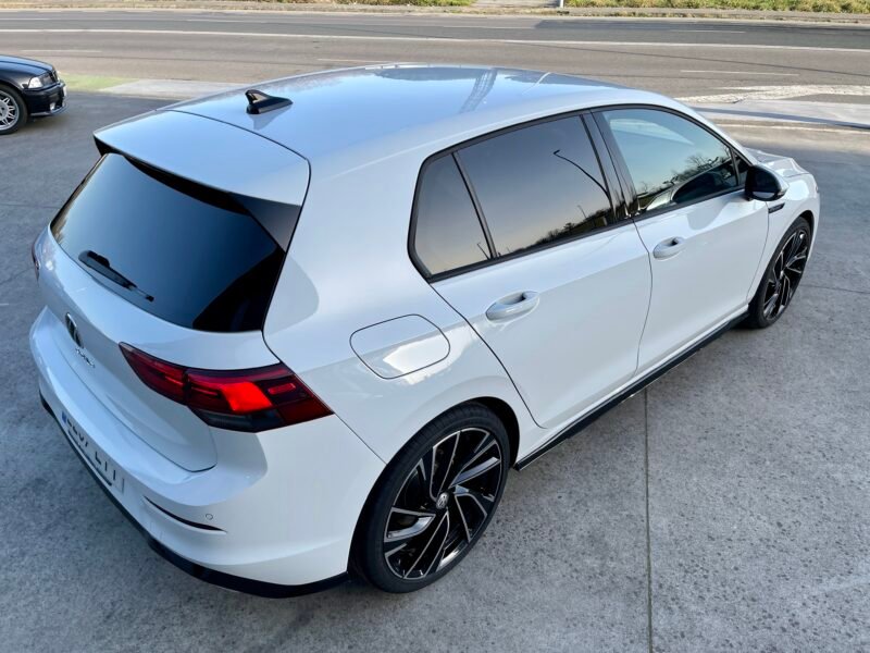 VOLKSWAGEN GOLF 8 R-line 2.0 TDI DSG 5p.