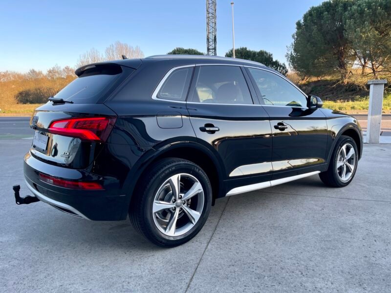 AUDI Q5 2.0 TDI QUATTRO AMBITION