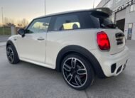 MINI Cooper S 2.0 twinpower turbo JCW 231cv