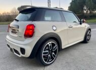 MINI Cooper S 2.0 twinpower turbo JCW 231cv