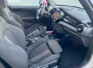 MINI Cooper S 2.0 twinpower turbo JCW 231cv