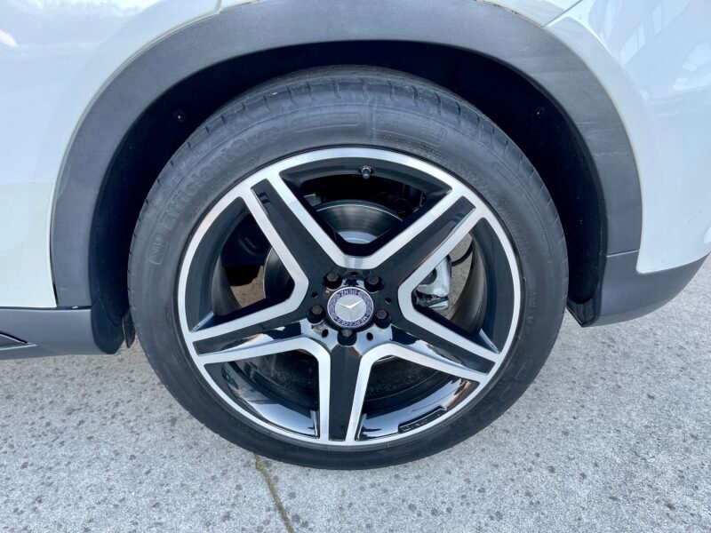 MERCEDES-BENZ GLA 200cdi AMG