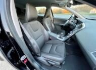 VOLVO XC60 2.0d D3 2WD momentum