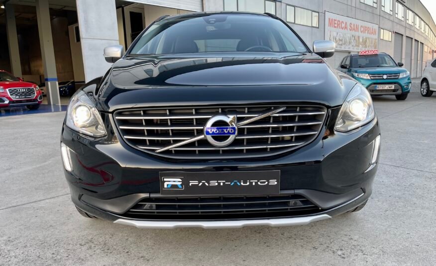 VOLVO XC60 2.0d D3 2WD momentum
