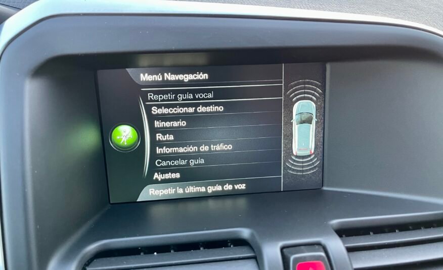 VOLVO XC60 2.0d D3 2WD momentum