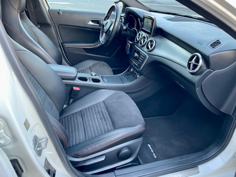 MERCEDES-BENZ GLA 200cdi AMG