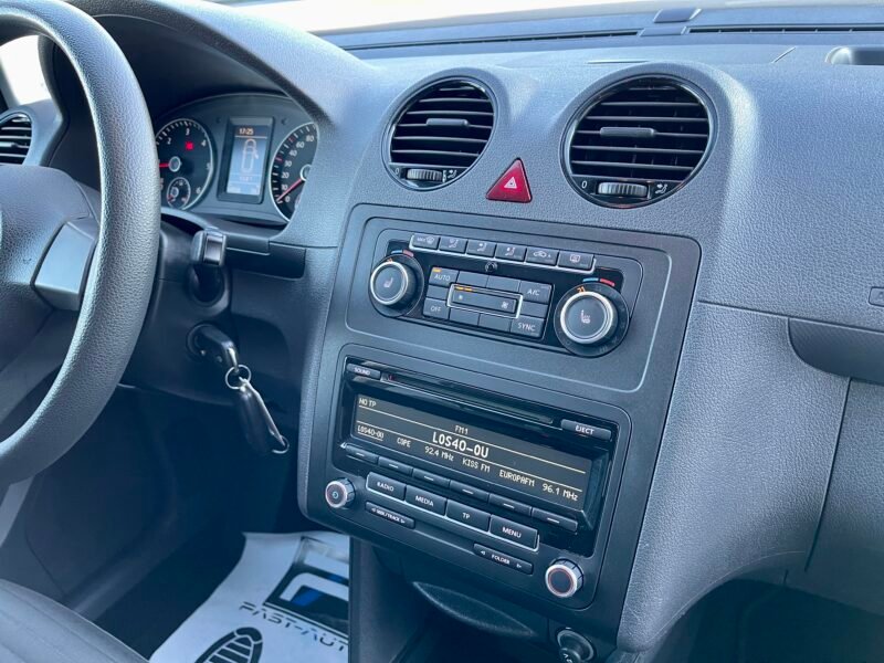 VOLKSWAGEN CADDY 2.0 TDI 110cv SOCCER 4Motion