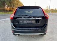 VOLVO XC60 2.0d D3 2WD momentum