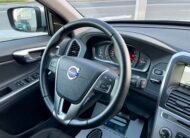 VOLVO XC60 2.0d D3 2WD momentum