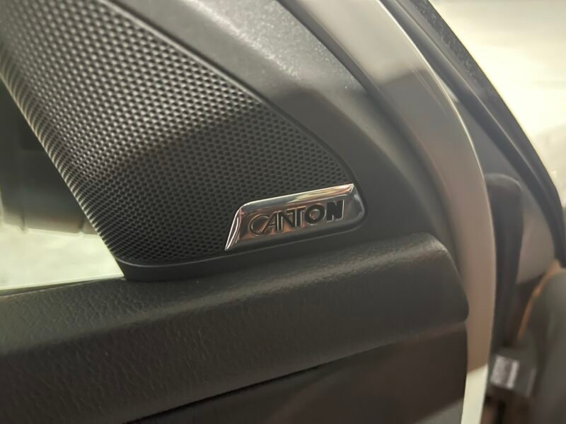 SKODA Octavia RS COMBI TDI DSG 184CV