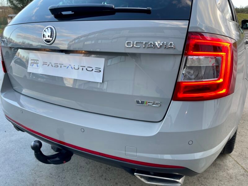 SKODA Octavia RS COMBI TDI DSG 184CV