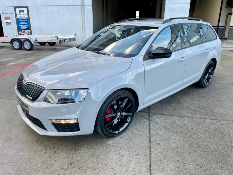 SKODA Octavia RS COMBI TDI DSG 184CV