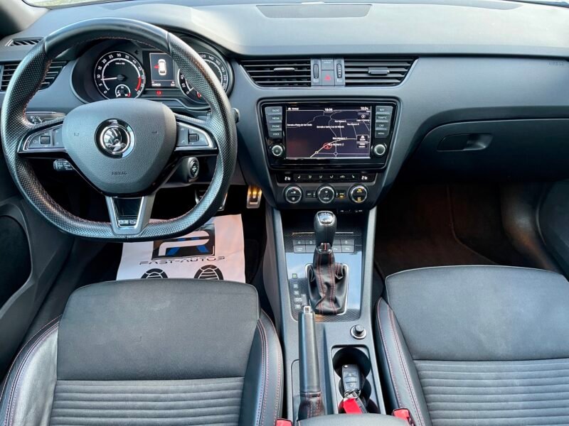 SKODA Octavia RS COMBI TDI DSG 184CV