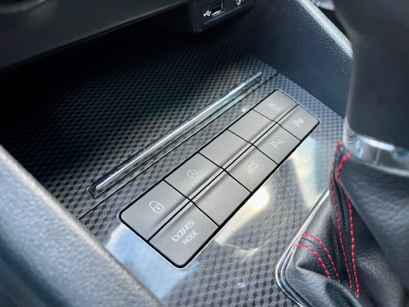 SKODA Octavia RS COMBI TDI DSG 184CV