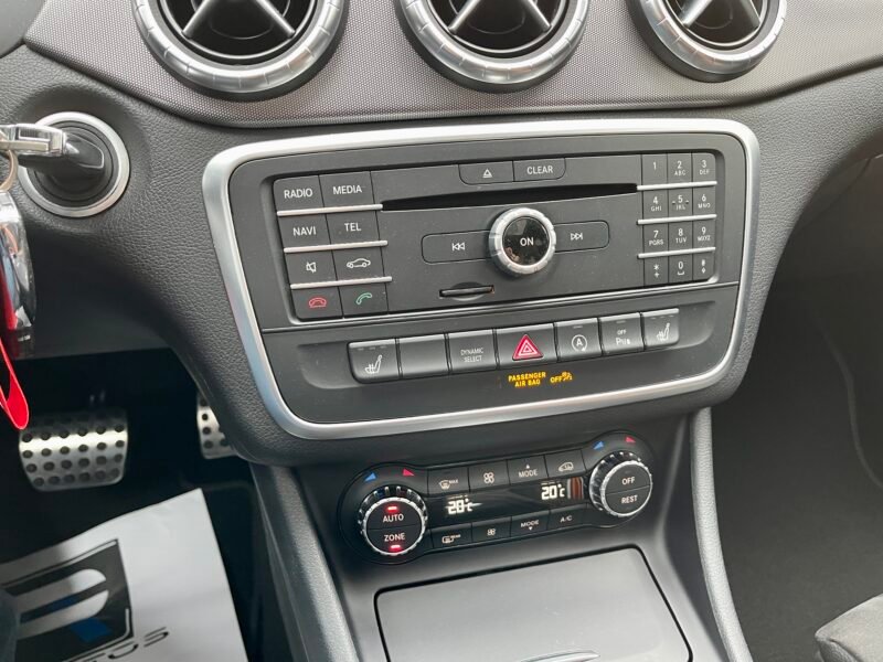 MERCEDES-BENZ CLASE CLA SHOTTING BRAKE 220D ORANGE ART