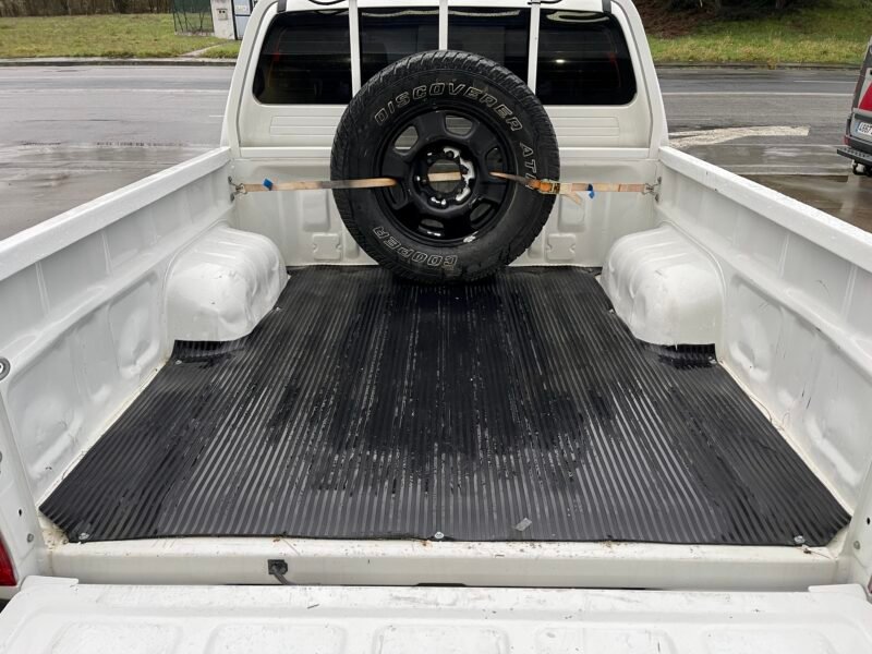 TOYOTA Hilux 2.5d 4D